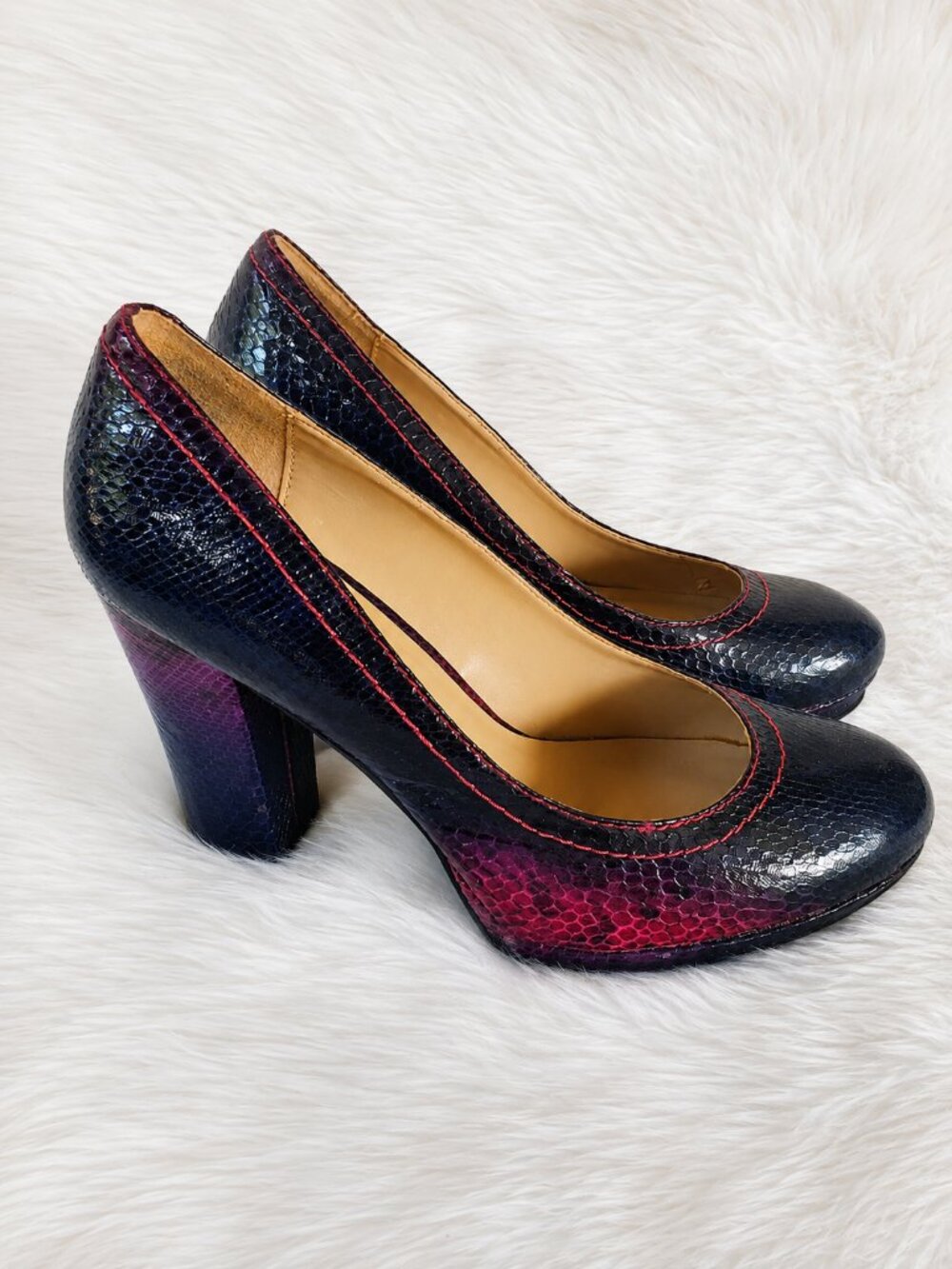 Kenneth Cole Reaction Purple Embossed Snakeskin Block High Heel Shoes SZ 8